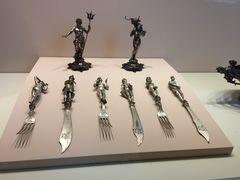 -斯福尔扎古堡