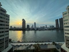 -曼谷湄南河畔华美达广场酒店