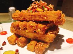 -铜锣湾·有麝自然香(重庆新天地店)
