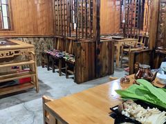 -果松木炭酸菜铜火锅·外婆参鸡汤