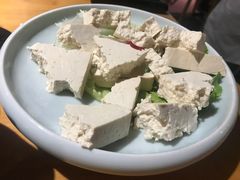 陕南老豆腐-洪氏嗨捞·广东猪肚鸡·椰子鸡火锅(西咸万象城店)