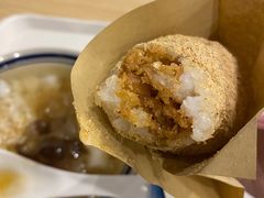 -正南齐北·老街糯米团(洪崖洞店)