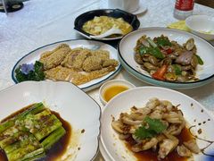-荣粤酒家·融合粤菜·海鲜火锅