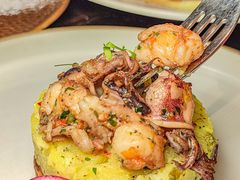 -Brut Eatery Wine Bar & Restaurant (建国东路店)