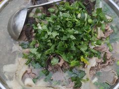 -小杨翘脚牛肉