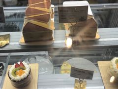 -焙丽拾光(麦凯乐直营店)