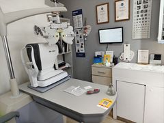 -天空之镜眼镜店蔡司依视路授权店(天通苑店)