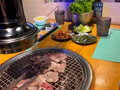 -唯成•韩国炭火烤肉 유성고기