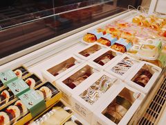-乔小姐原创烘焙(广场店)