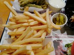 -The Habit Burger Grill 哈比特汉堡(复兴soho店)