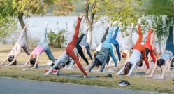 -元泉瑜伽培训学院