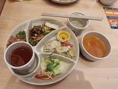 -素满香·全民食养自助(长宁龙之梦店)