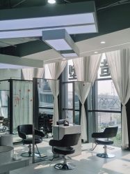 -U·NI SALON 造型