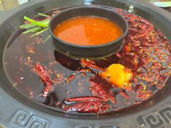 -黄潇洒老火锅(九眼桥宏济巷店)
