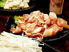 石烤五花肉-神火源炭火烤肉火锅店(西塘店)