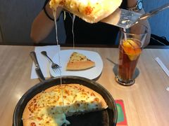 -必胜客(WOW中心城店)