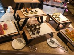 -大中华希尔顿酒店-念自助餐·嗨啤·小龙虾