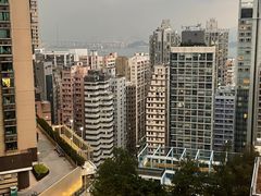-香港大学