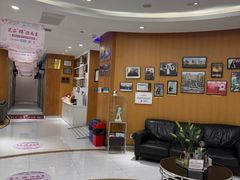 -雅悦齿科(顾村公园店)