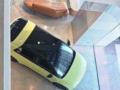 -蔚来中心(北京中关村店)