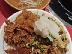 -潮汕·草根牛肉档(上海荟聚城市集市店)