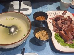 -乔家小院•非遗驴肉•本地小海鲜(滨河路店)
