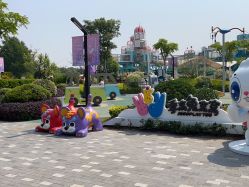 -季高兔窝窝亲子园(上海薰衣草公园店)