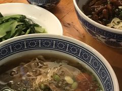 -沪西老弄堂面馆(定西路店)