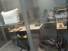 -用真奢侈品名表名包回收中心(朝阳万达店)
