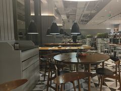 -昆山琶拉帝诗酒店·河畔咖啡厅Riverside Cafe