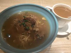 -滋味满屋美食坊(上海街店)