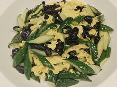 -昆山裕元花园酒店·温莎西餐厅