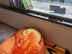 -深圳国际会展中心希尔顿酒店(前海华发冰雪世界店)