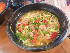 -渝和喵叔米线(南坪万达店)