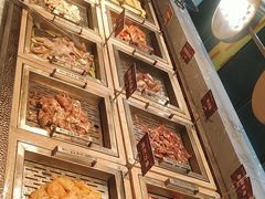-山焱·炭火自助烤肉(周浦万达店)