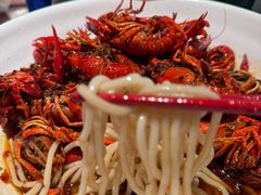 -龙巢盱眙龙虾·牛蛙·烧烤宵夜(八卦岭店)