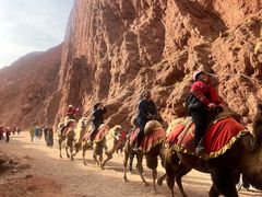 -天山神秘大峡谷