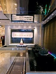 -北京七彩云南翡翠珠宝旗舰店(月坛店)