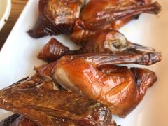 红烧乳鸽-崖口煲仔饭