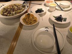 -江渔儿酸菜鱼(映月湖环宇城店)