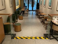 -星巴克(广州淘金路店)