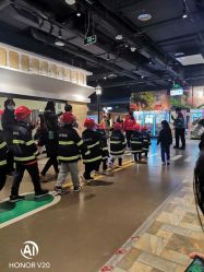 -点点梦想城(鑫苑都汇店)