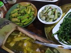 -乡巴佬鼎锅饭