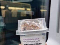 -星巴克(上海虹桥站2A检票口)