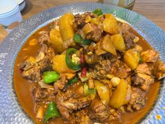 -俭寨大盘鸡·手抓肉·烧烤新疆菜(乌苏路店)