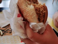 -麦当劳(东岳大道店)