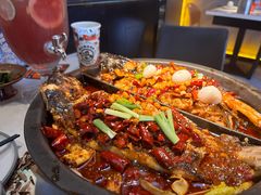 -鸣记脆皮烤鱼·海鲜烤鱼(三八广场店)