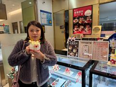 -花花卷卷·鲜食蛋糕(静安久光百货店)