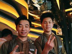 -雍容荟帝王蟹活龙虾展台自助(IFS黑金店)