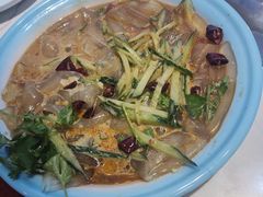 -雪乡人家东北菜·铁锅炖一切(高斯路店)